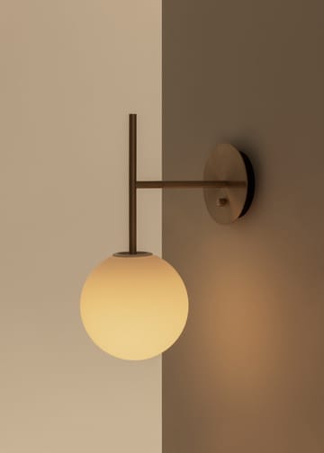 TR Bulb Suspended φωτιστικό τοίχου - Brushed brass - Audo Copenhagen