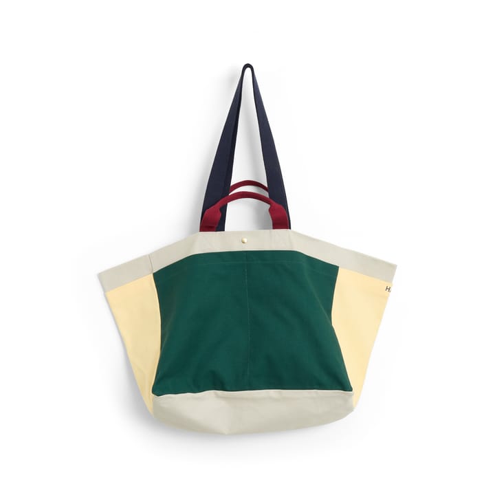 Weekend Bag Organic τσάντα M - Dark green multi - HAY