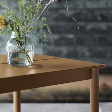 Linear steel τραπέζι 140 cm - Burnt orange - Muuto