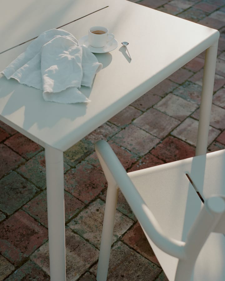 May Tables Outdoor τραπέζι 85x85 cm, Light Grey New Works