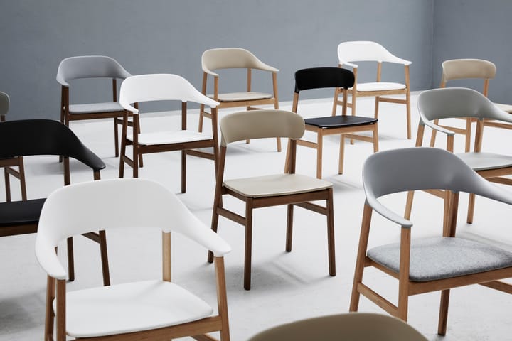 Herit πολυθρόνα από δρυ - Sand - Normann Copenhagen