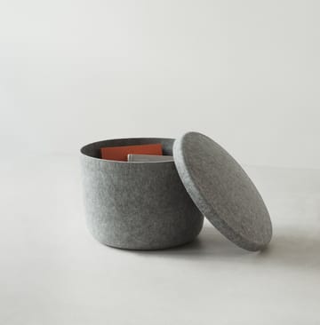 Hide Storage μικρό πουφ με αποθηκευτικό χώρο - Γκρι - Normann Copenhagen